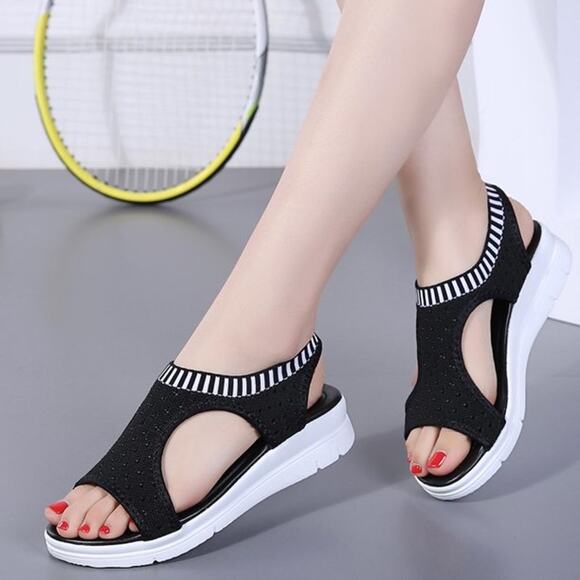 Black Sandals Women Size 8 Summer Shoes Peep Toe - Picture 1 of 10